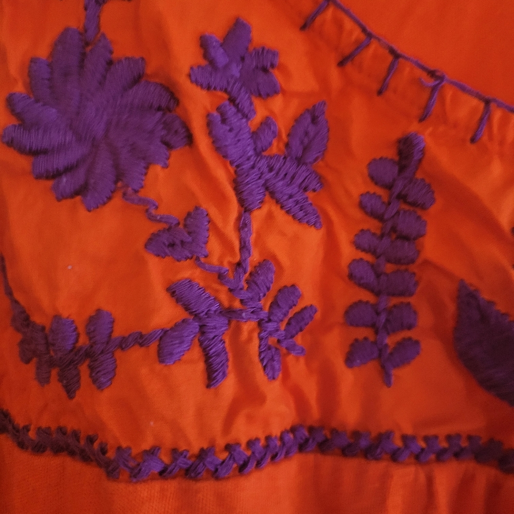Old navy tank embroidered